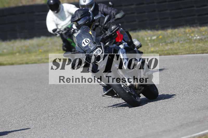 /01 02.04.2026 MAZ ADR/Gruppe gelb Gruppe gruen/16